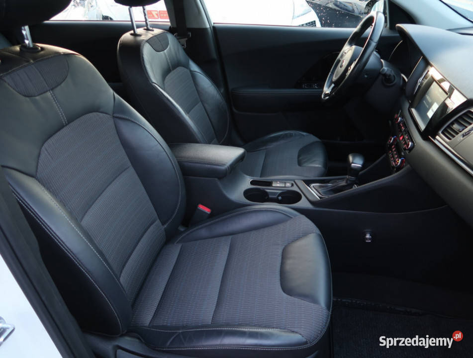 Kia Niro Hybrid relingi dachowe Piaseczno