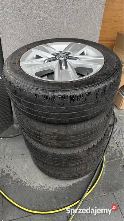 Sprzedam koła aluminiowe Volkswagen Crafter T6 Średnica 17" Starogard Gdański