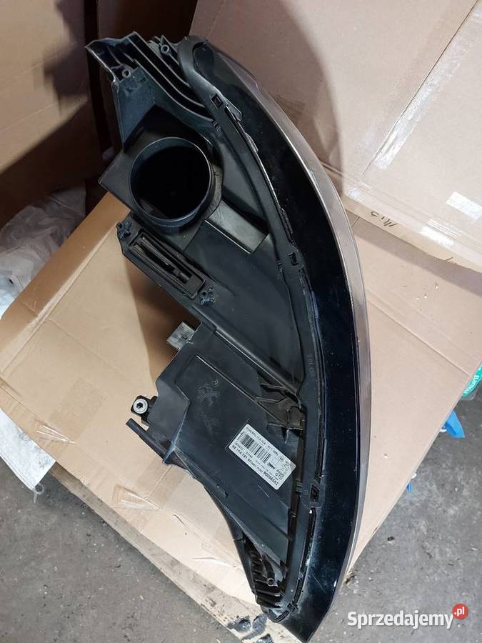 Lewa lampa przód Peugeot 3008 2017r 3008 Wągrowiec