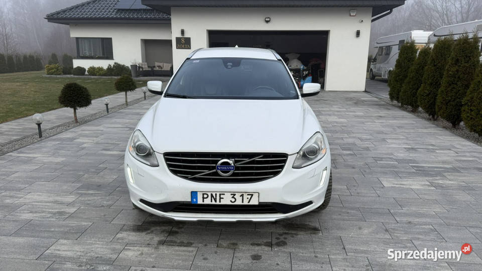 Volvo XC 60 20d4 automat 4x4 AWD summum skóry kurtyny powietrzne