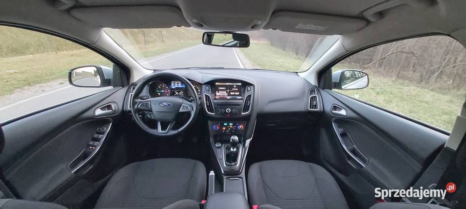Ford Focus 16 TDCi 2015r Hatchback 115 116 800 światła do jazdy dziennej Skarżysko-Kamienna