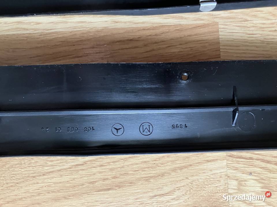 Mercedes W108 listwy podłogi bagażnika łódzkie Łódź