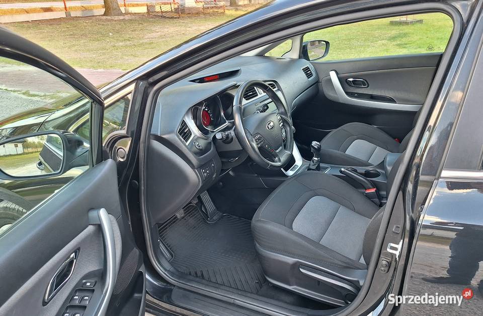 Kia Ceed 14 100 z Niemiec bezwypadek serwis Oksa
