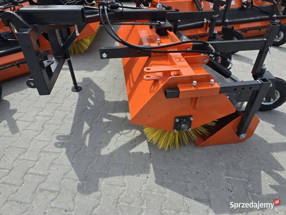 Zamiatarka drogowa 20m firmy Metal Technik