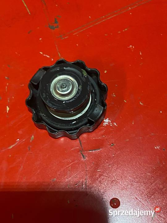 HONDA HORNET 600 PC25 03 korek chłodnicy