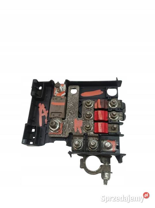 SKRZYNKA BEZPIECZNIKÓW AKUMULATORA A878 Fiat Skrzynki bezpieczników