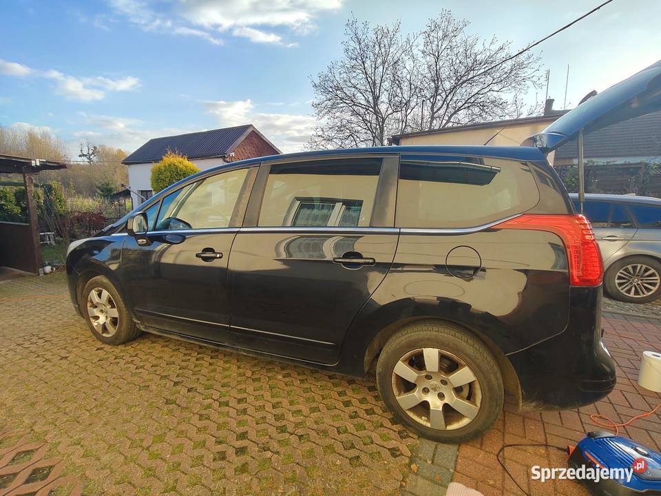 Sprzedam Peugeot 5008 16benzyna 2012 5008 Trzebnica sprzedam