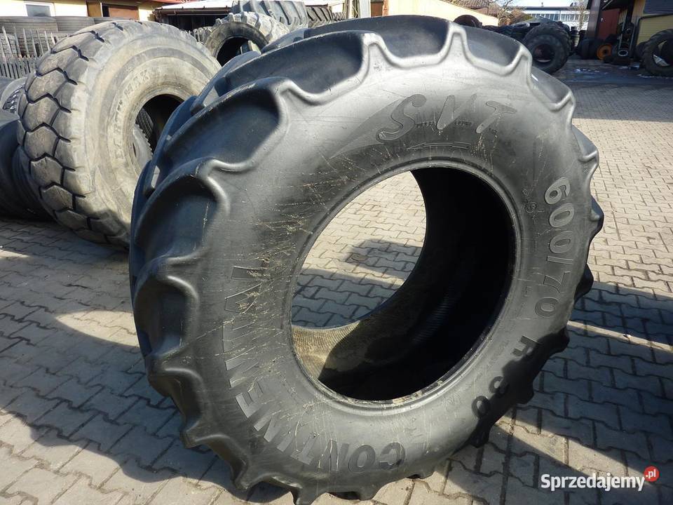 2x Opona używana rolnicza 60070R30 CONTINENTAL Zaścianki
