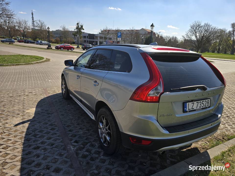 Volvo XC 60 24D AWD Momentum Zamość sprzedam