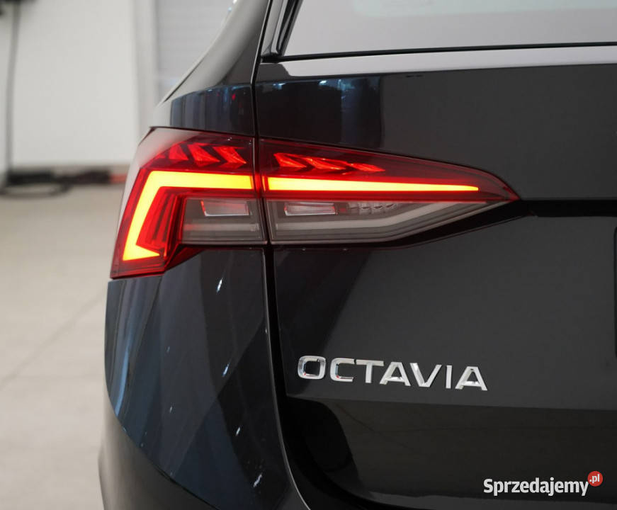 koda Octavia 20 TDI 150 STYLE DSG Matrix LED ACC światła LED Kielce