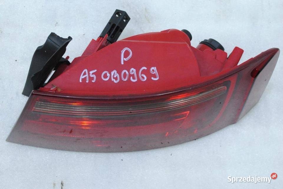 LAMPA PRAWY TYŁ AUDI A5 8T 30TDI COUPE sprzedam