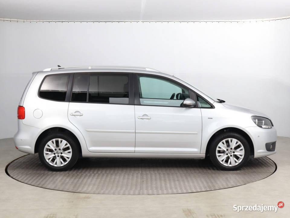 VW Touran 16 TDI manualna Bielany Wrocławskie