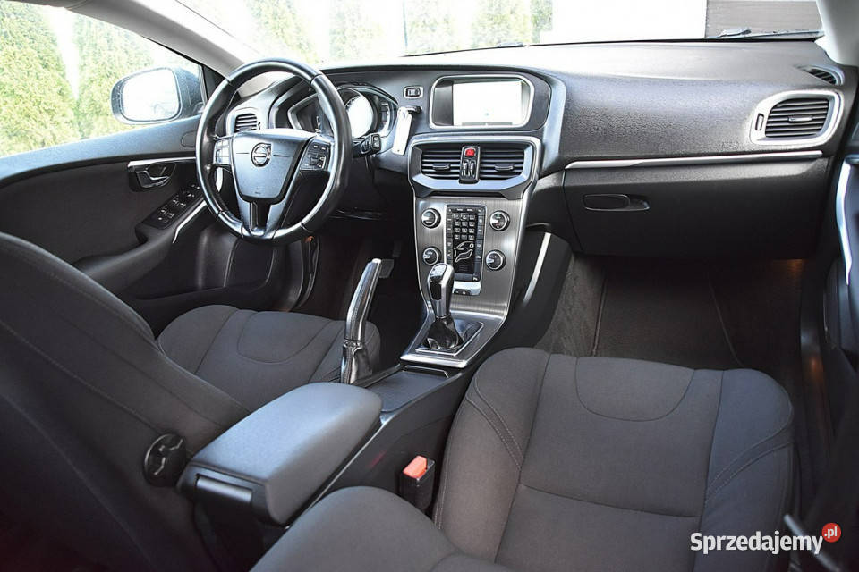 Volvo V40 20D2 120 Alu 17 Led Navi Gwarancja II Nowe Kucice sprzedam