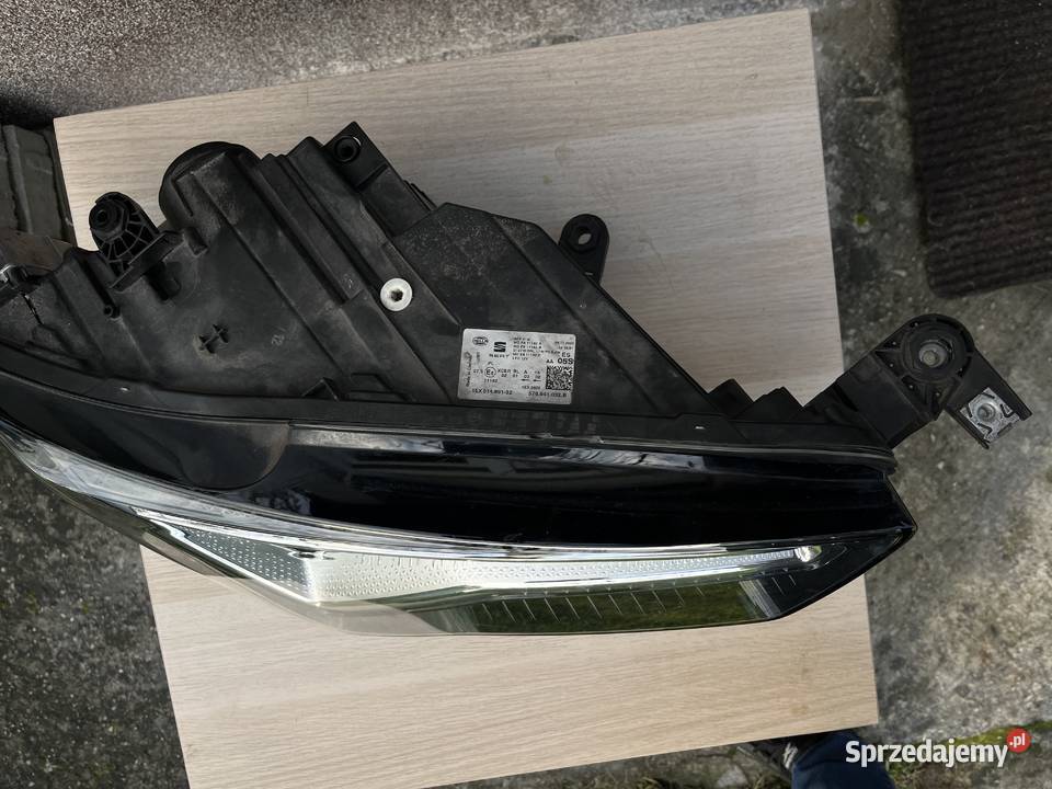 Seat Ateca Lampa Prawy Przód Cała 576941032B Części samochodowe Chojnice sprzedam