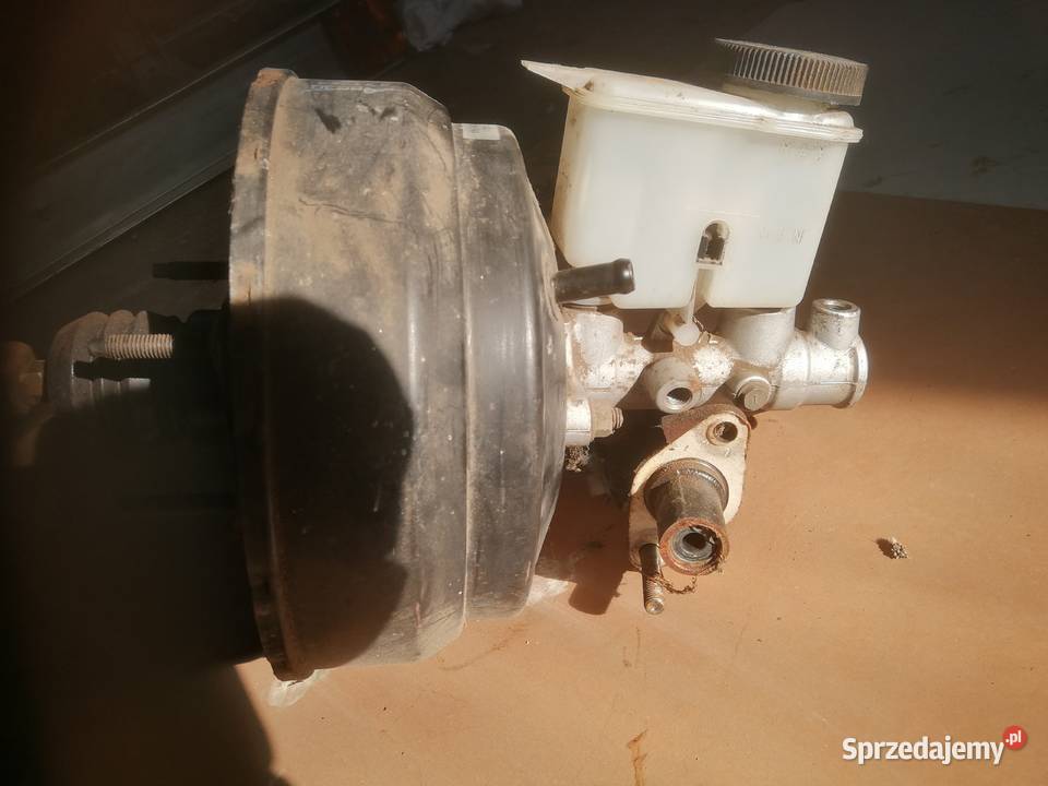 Pompa i serwo hamulcowe do mazdy 323P 9601r osobowe Białystok