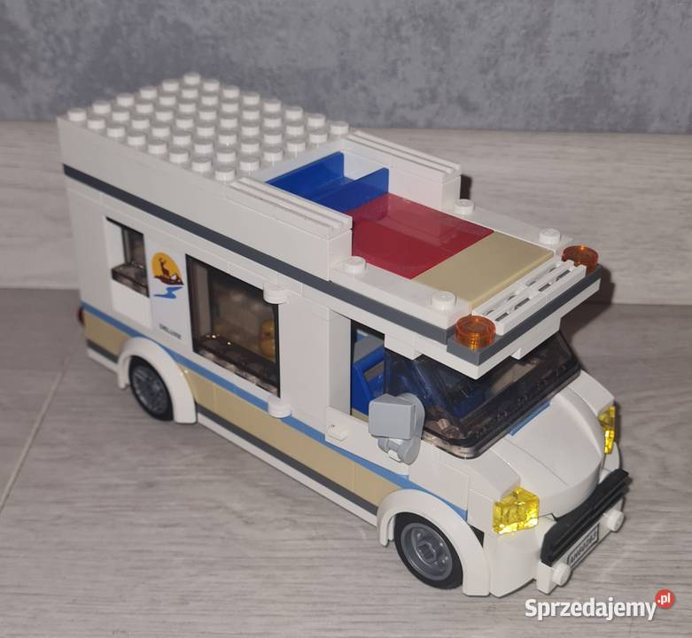 Lego City Wakacyjny Kamper 60283 Łódź