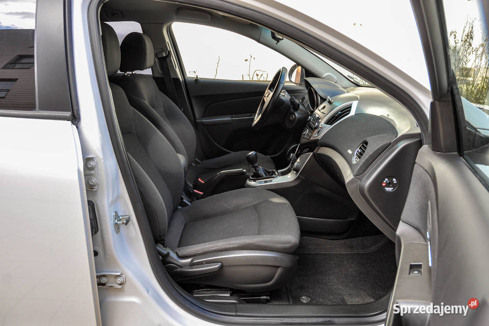 Chevrolet Cruze 18 Bezwypadkowy Lift 2012 r 1796cm3 Wrocław