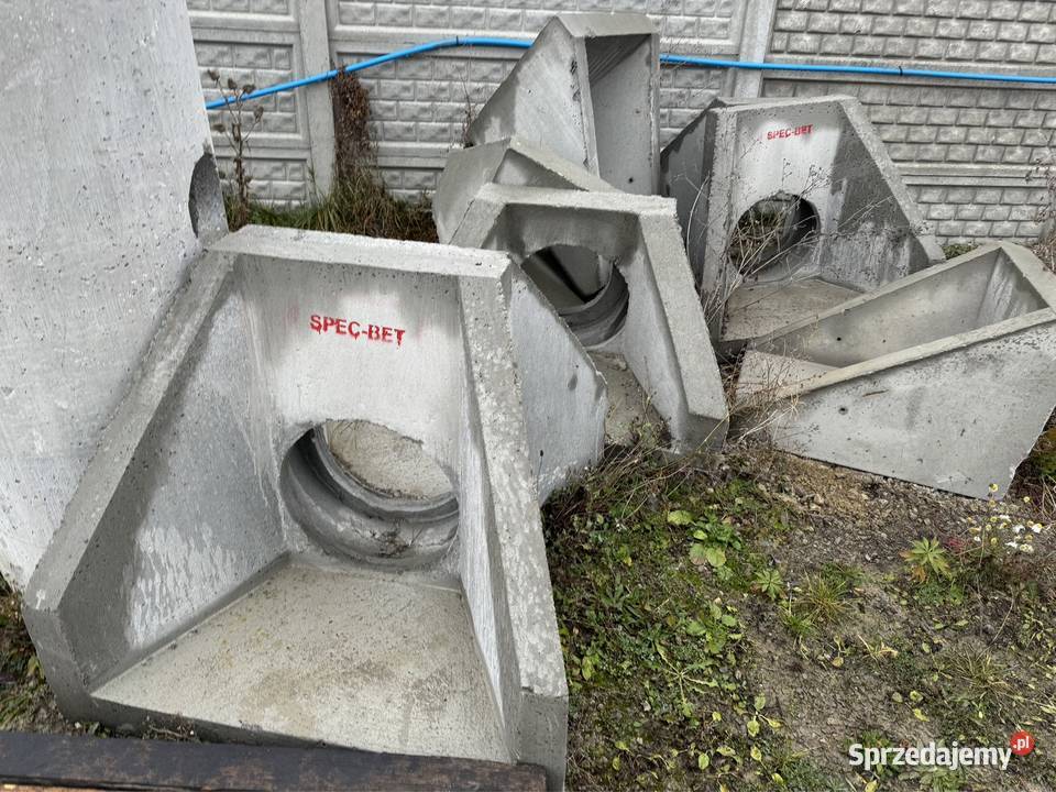 Przyczółki betonowe sprzedam