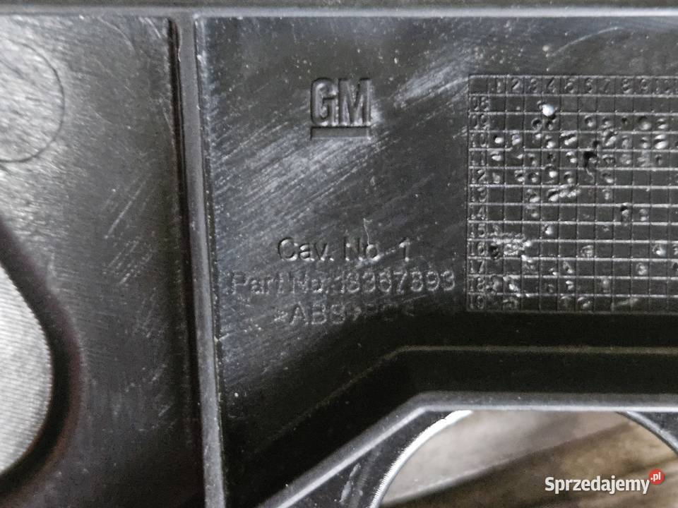 Ślizg zderzaka prawy przód Opel Astra J Nowy osobowe Zderzaki Turek