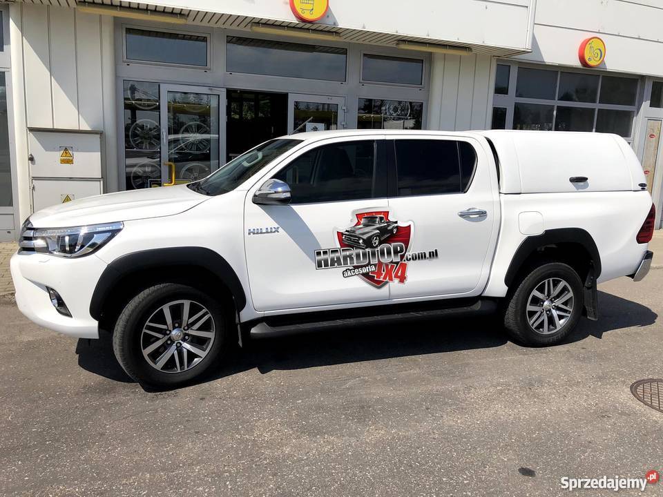Zabudowa paki Hardtop Toyota Hilux Vigo klapy osobowe Pasłęk