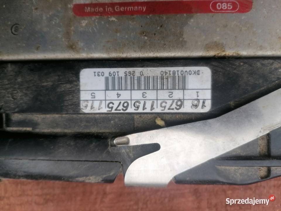 Audi a4 b5 18 ADR Sterownik ABS 4d0 907 379 K Jędrzychów