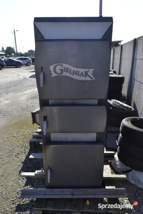 Piec Gielniak 39KW z podajnikiem Strzegom