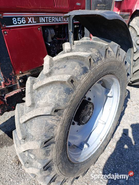 Sprzedam ciągnik rolniczy case 856xl Półbiegi pod obciążeniem