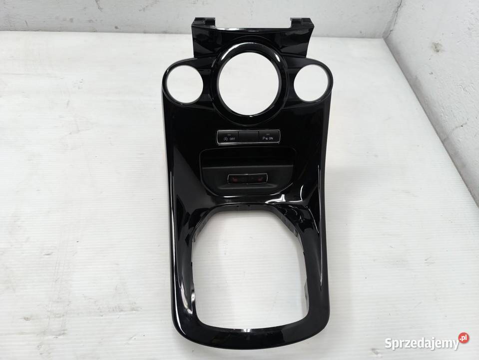 RAMKA PANEL ŚRODKOWY KONSOLI FORD FIESTA MK7
