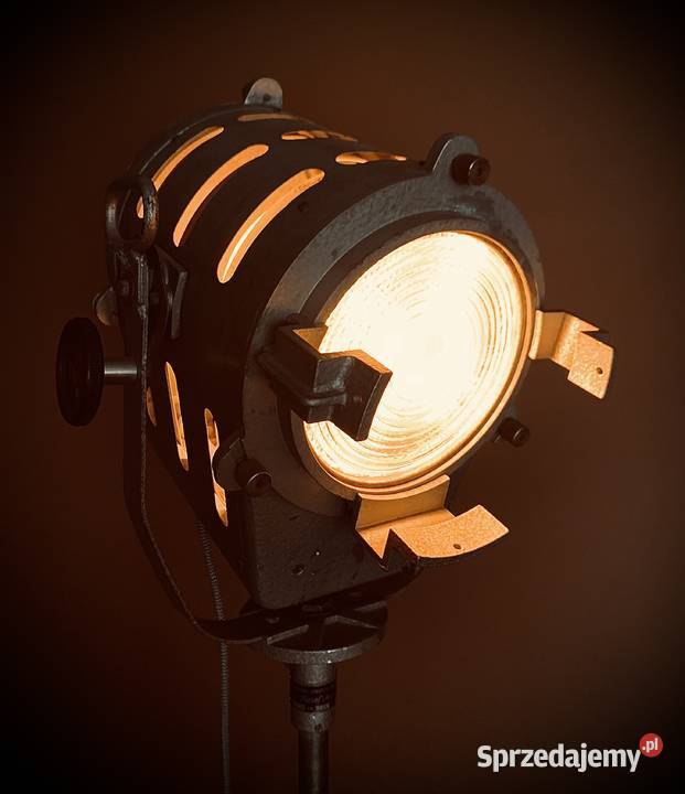Lampa filmowa zabytek PRL Vintage loft 1963r Poznań