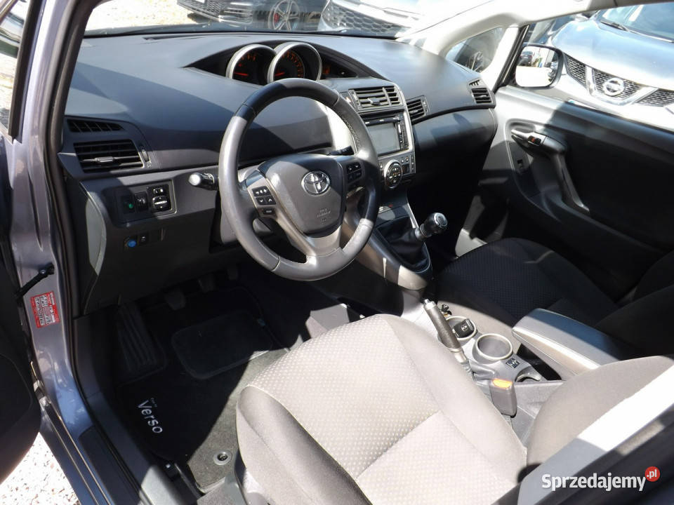 Toyota Verso elektryczne lusterka Słupsk sprzedam