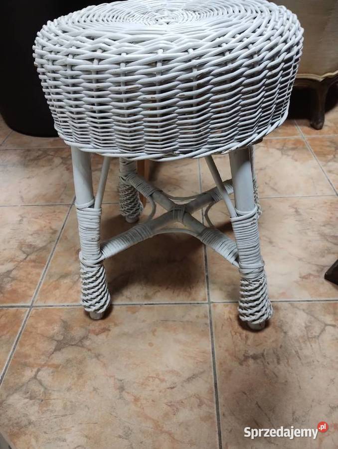 Taboret wiklinowy