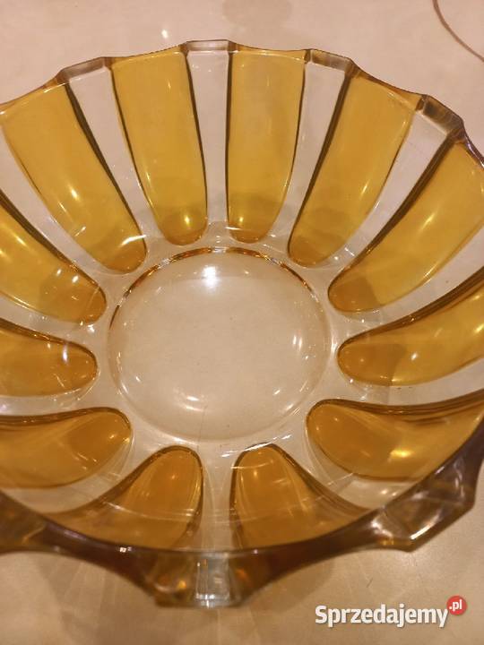 Piękny zestaw ze szkła dwubarwnego w masie