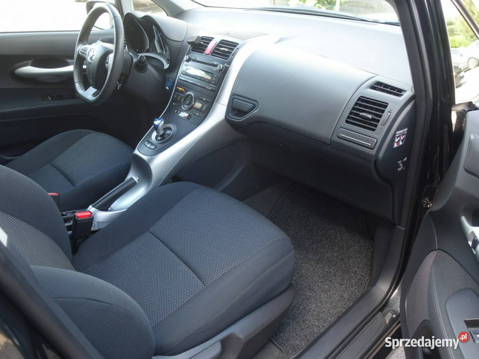 Toyota Auris 18 HYBRID Klimatronik KamCof Alu czujnik deszczu Auris Częstochowa