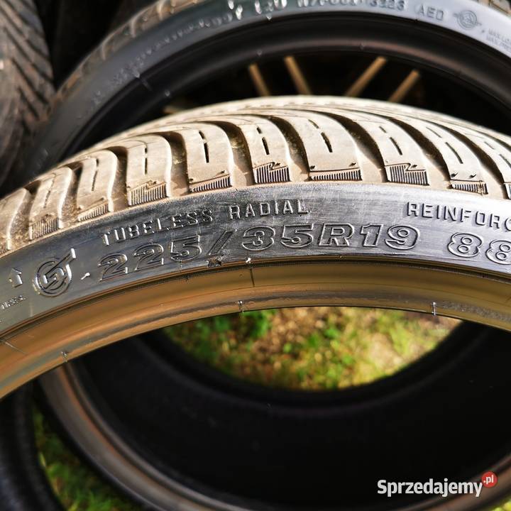 Opony 225 35 R19 wielosezonowe Motoryzacja śląskie Jaworzno sprzedam
