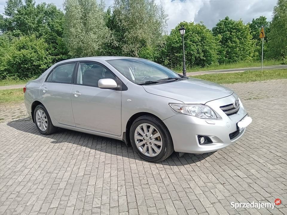 Toyota Corolla E15 16 124 Salon Polska Pewny lakier metallic mazowieckie Łochów