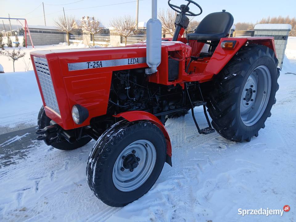 Władymirec T25 T25A LEDA zarejestrowany