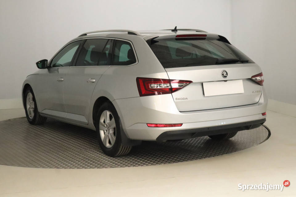 Skoda Superb 16 TDI bluetooth Zabrze