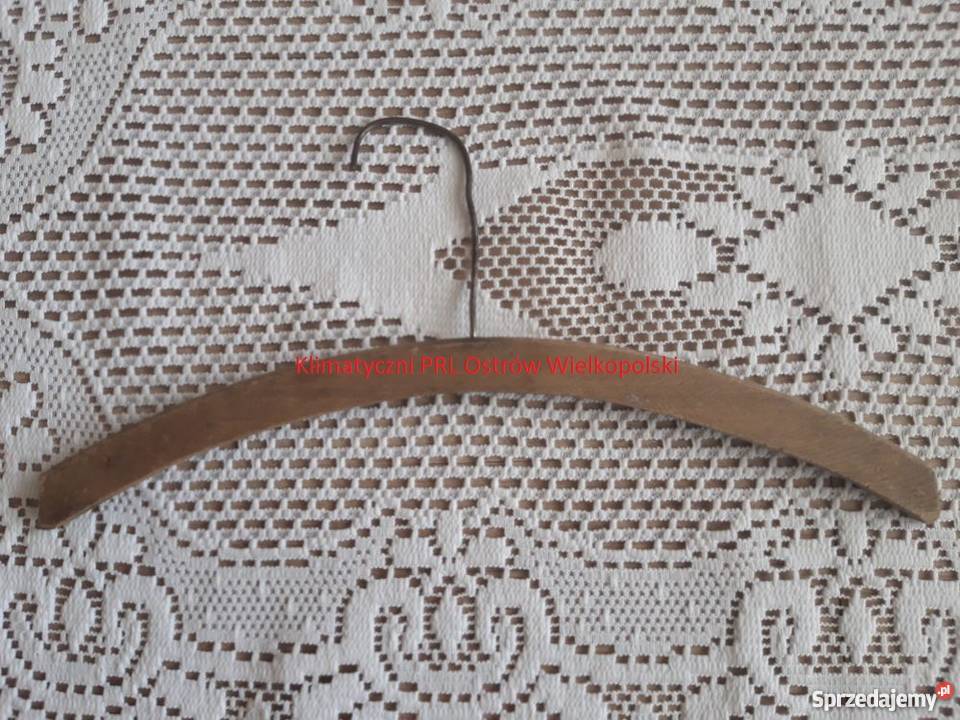 Stary zabytkowy wieszak drewniany sygnatura Militaria Ostrów Wielkopolski