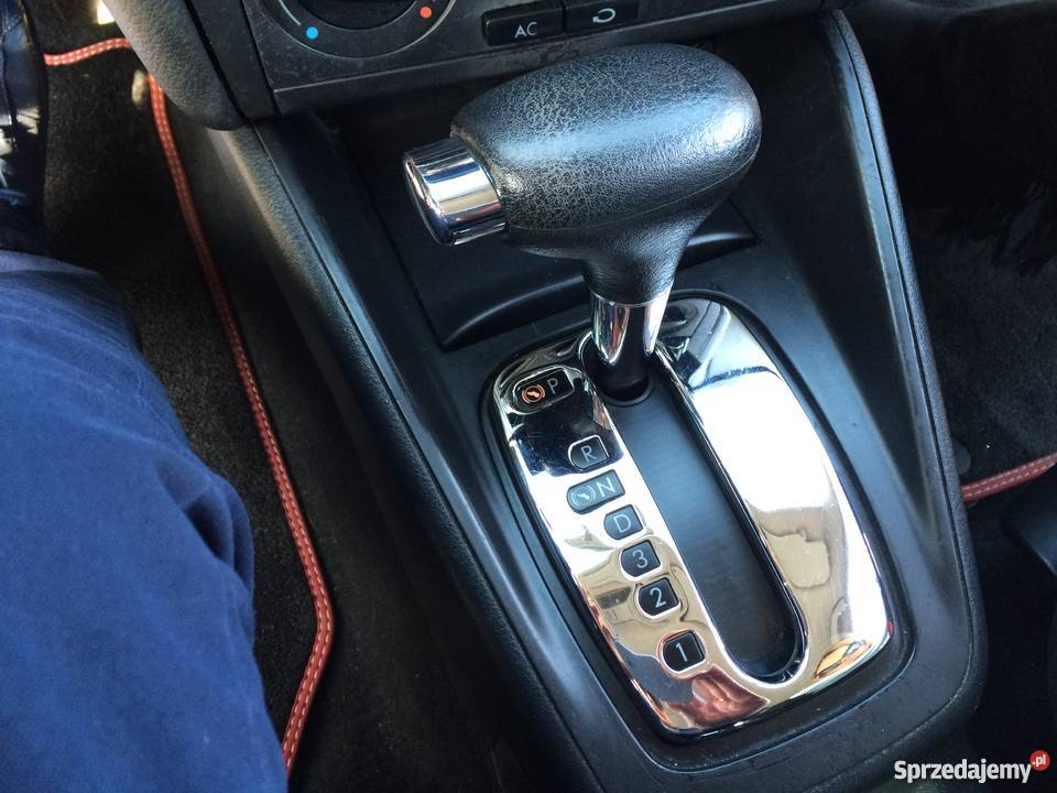 VW GOLF IV 19 TDI KLIMAT TEMPOMAT 2000r centralny zamek sprzedam