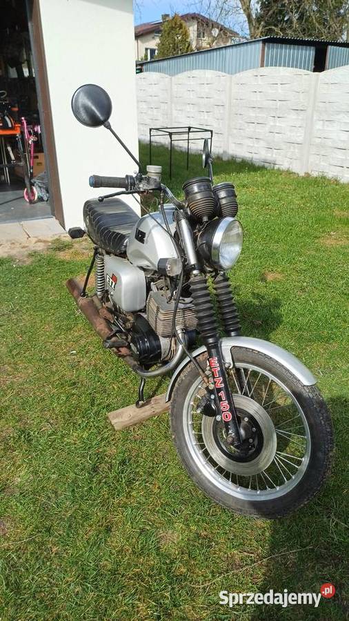 Siedzenie fotel kanapa siodło MZ ETZ 150