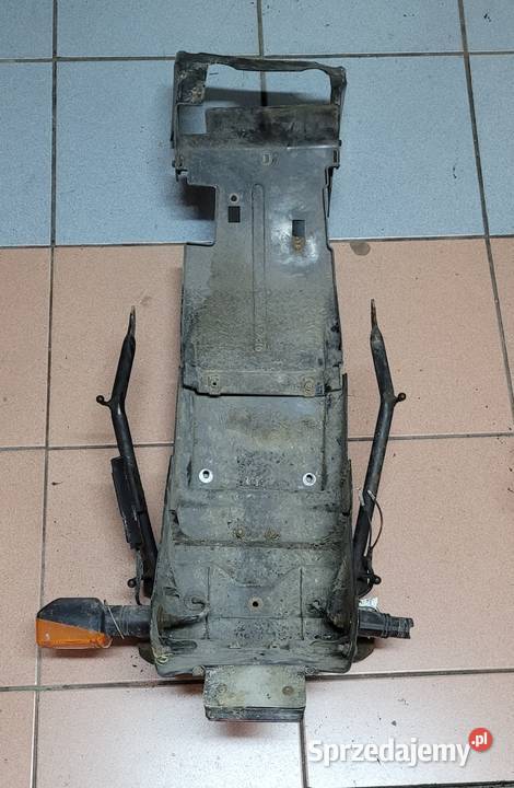Nadkole błotnik tył suzuki gsxr 1100 750 olejak