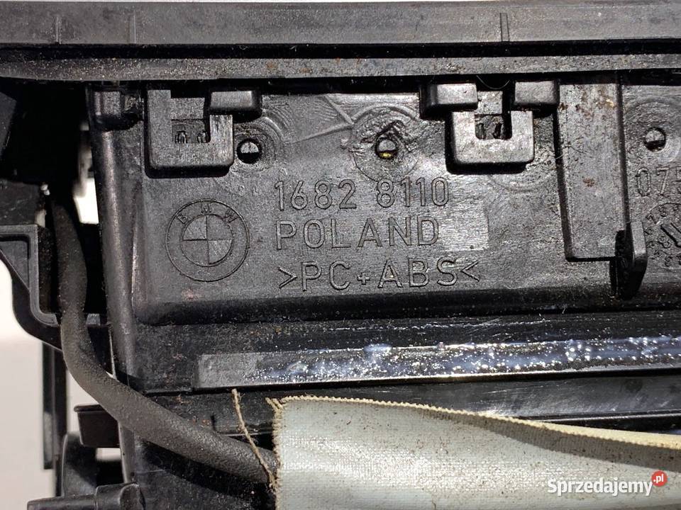 KRATKA NAWIEWU PRZÓD BMW F07 16828110 Hatchback Kratki nawiewu