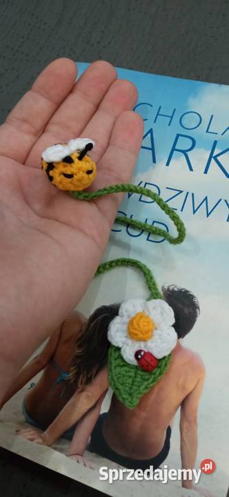 Pszczółka wykonana na szydełku zakładka do łódzkie Łask