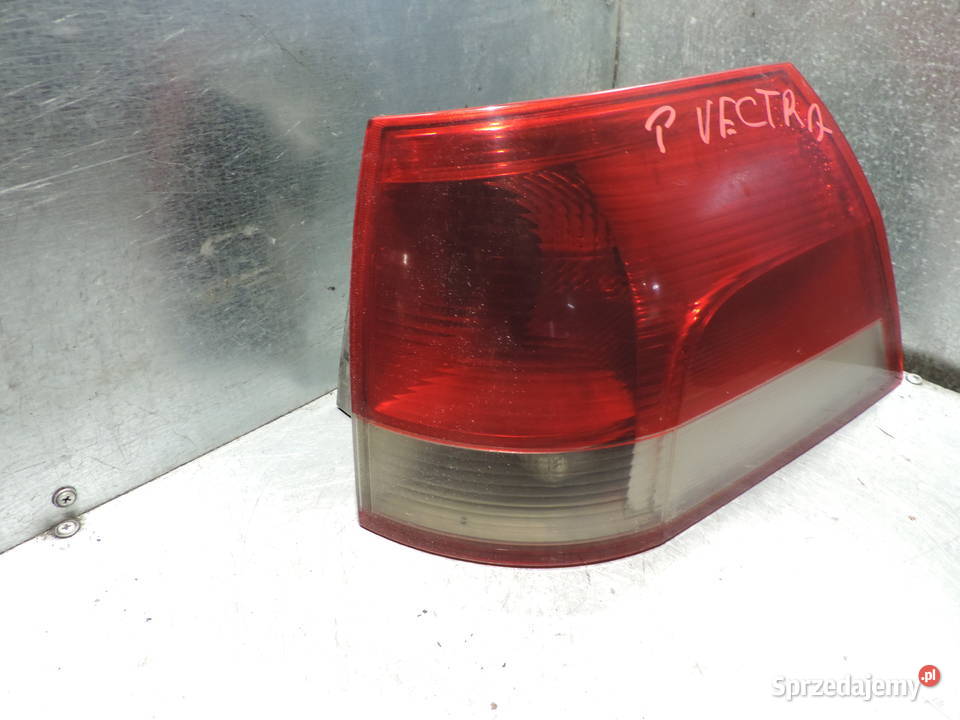 OPEL VECTRA C KOMBI LAMPA PRAWY TYŁ Lampy tylne sprzedam