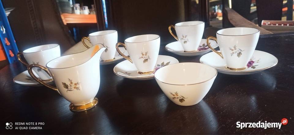 Serwis Royal Imperial Made in England Z pąsową