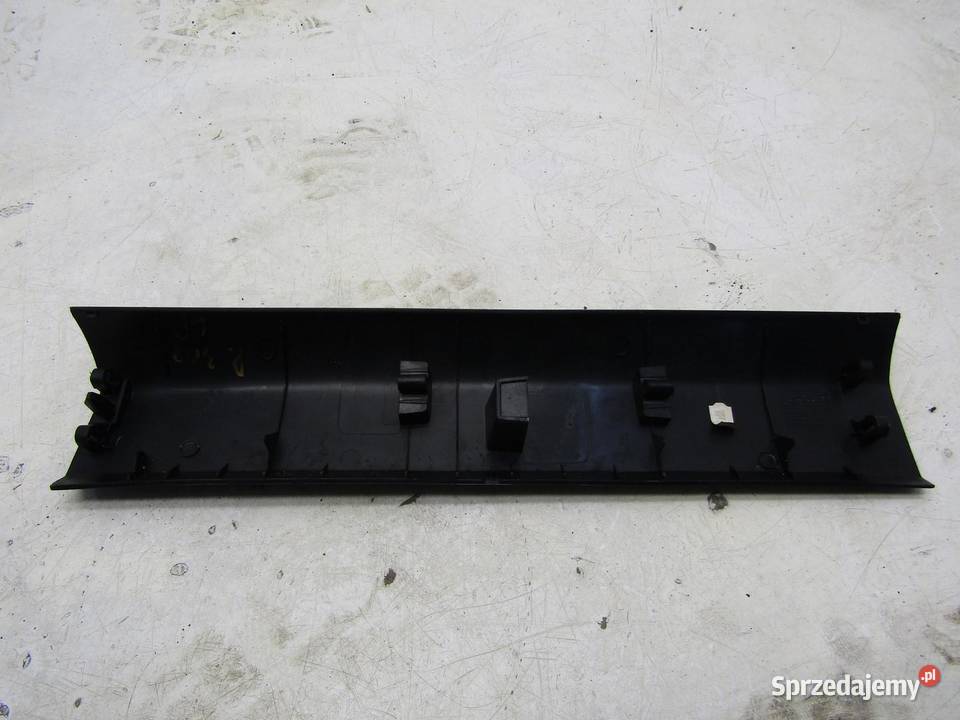 OSŁONA PROGU LEWA TYLNA PEUGEOT 308 T9 HB