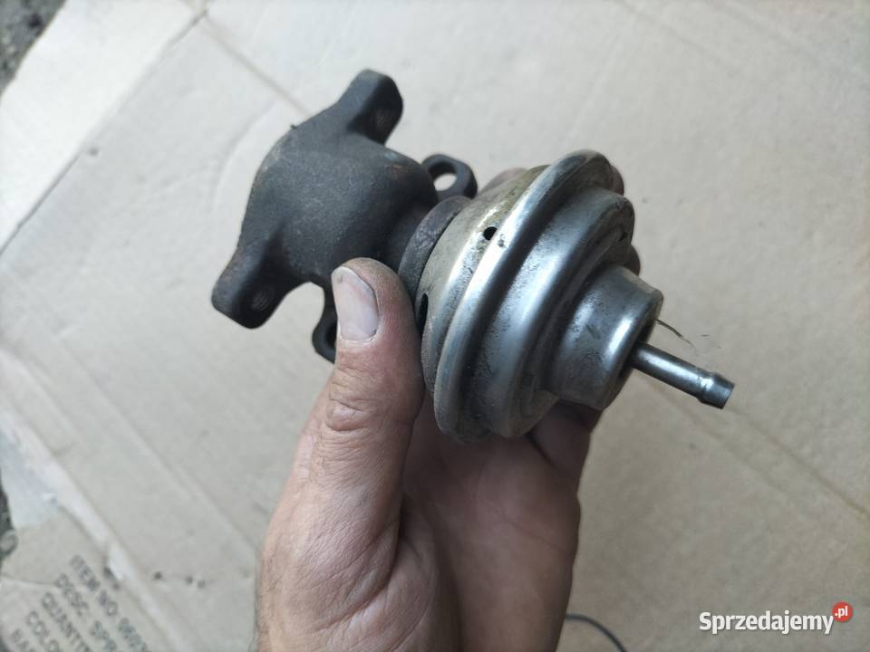 AUDI A6 C5 19 TDI ZAWÓR EGR 028131501E osobowe Kamień-Kolonia