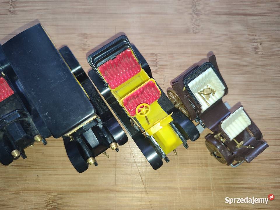 PRL modele aut made in Czechoslovakia Pozostałe sprzedam