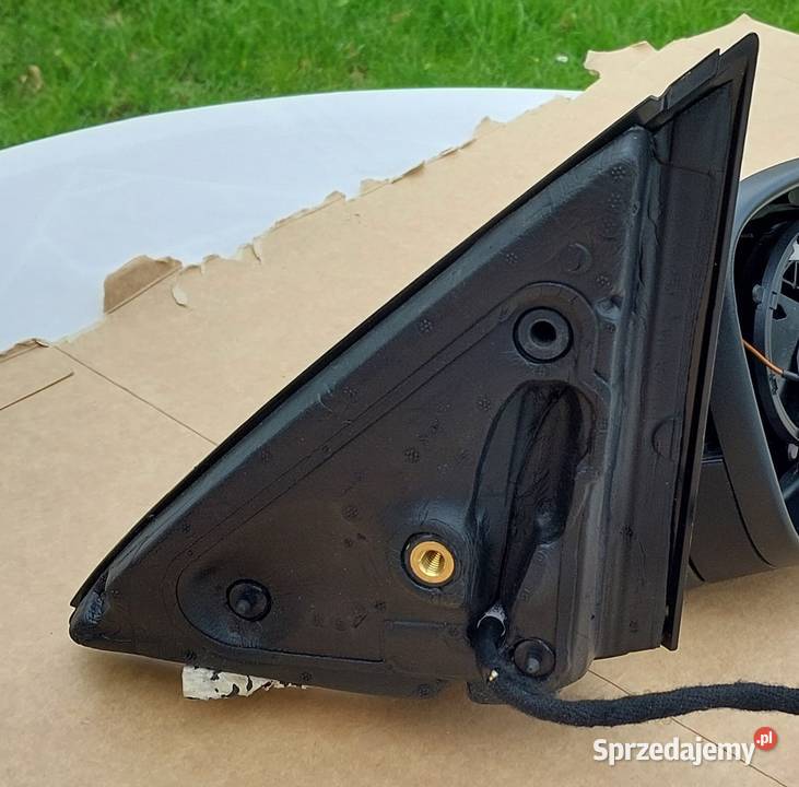LUSTERKO PRAWE ELEKTRYCZNE SKODA FABIA III 14 osobowe Lusterka zewnętrzne Mielęcin sprzedam