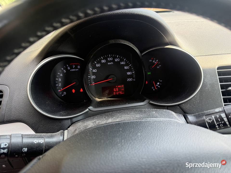 Kia picanto 10 benzyna 90 tysięcy przebiegu MP3